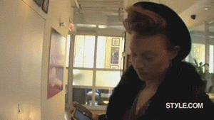 elly3.gif