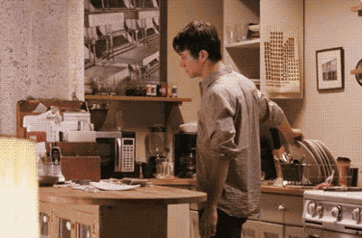 tumblr_mb8n86JHBp1ruqdo9.gif