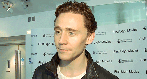 tumblr_m4aegenpI41r20536.gif