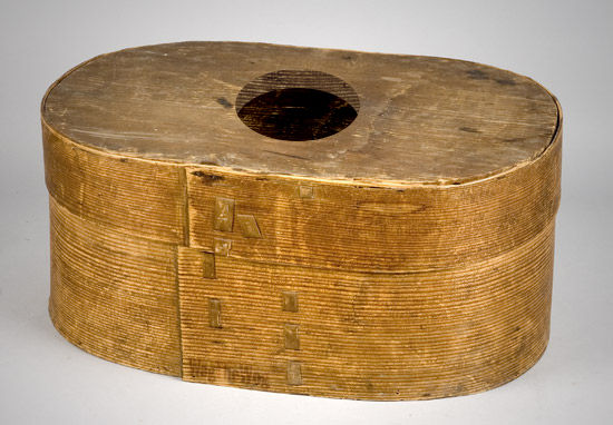 fingerbox-english-19thcent.jpg
