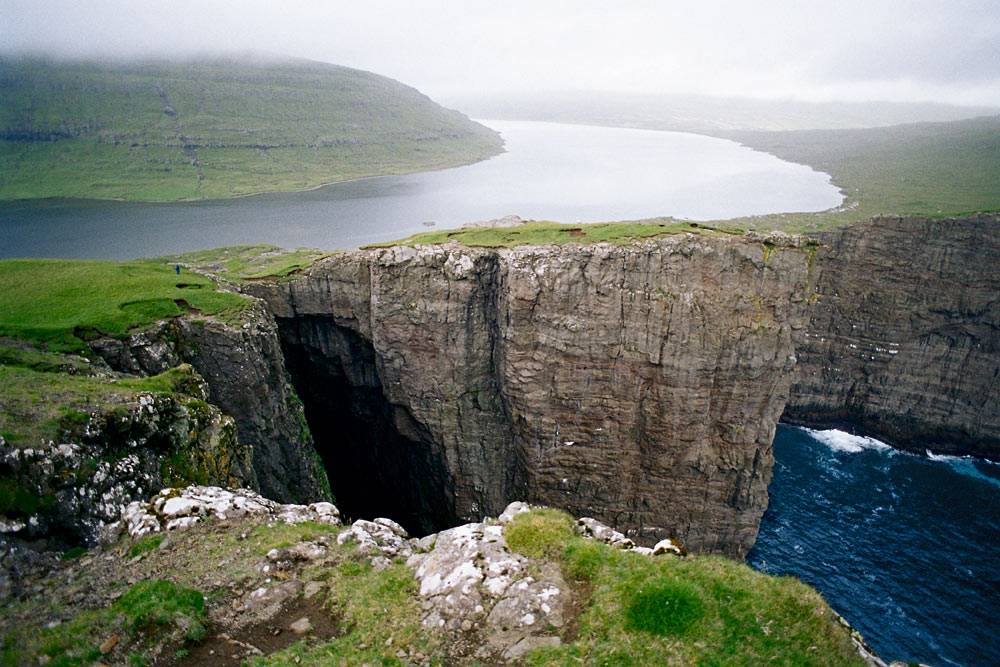 faroe-island.jpg