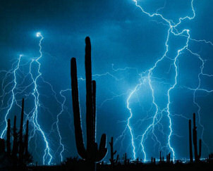 lightning_desert.jpg