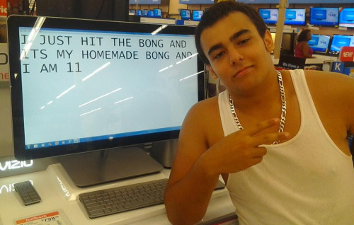tumblr_mdq887lpv61rxi52so1_500.png